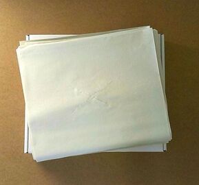 Suojaliina Valkoinen kreppi 1000 kpl 47 x 47 cm